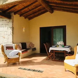 Vista Mare Con Piscina Villa